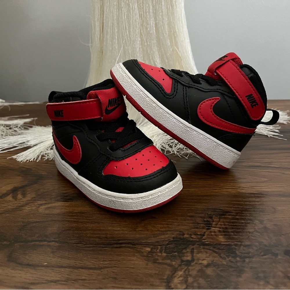 Nike Court Borough Mid2 sz5c